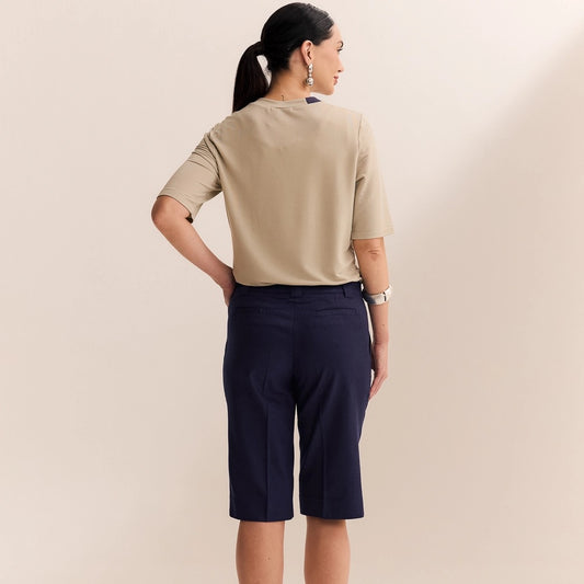 BLUSA T-SHIRT C/ DETALHE NA GOLA