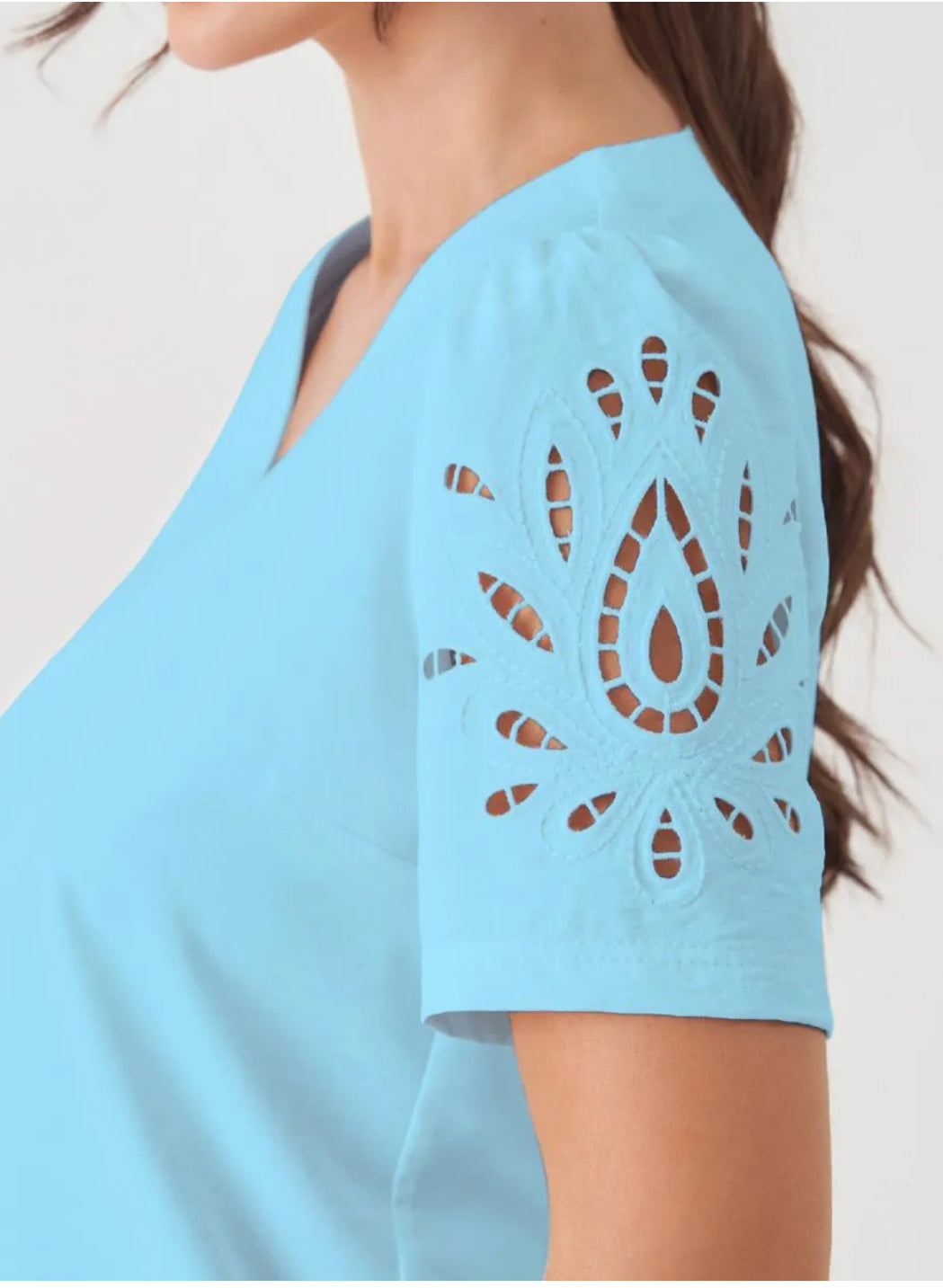 BLUSA MANGA BORDADA