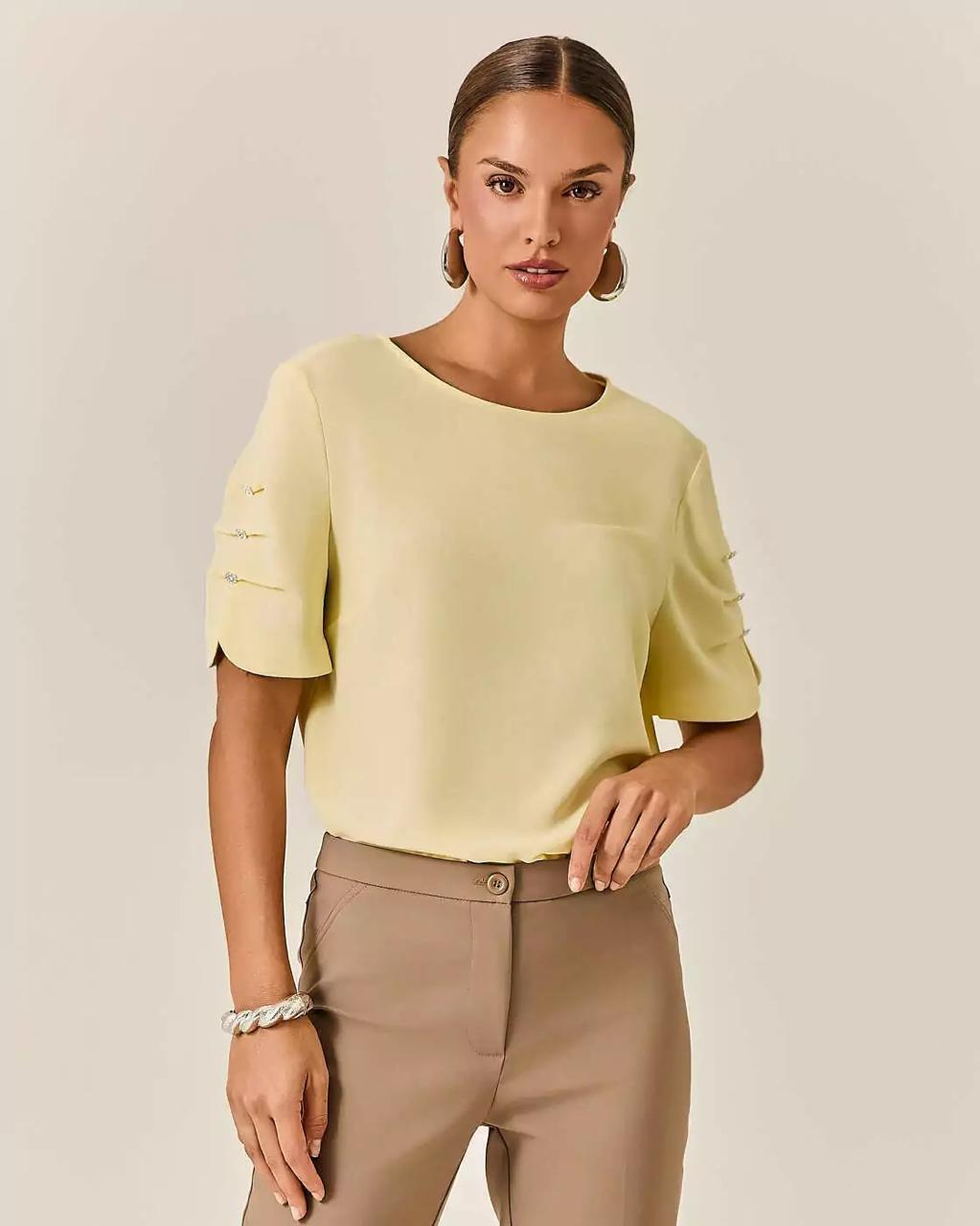 BLUSA COM BOTÕES BRILHO MANGA