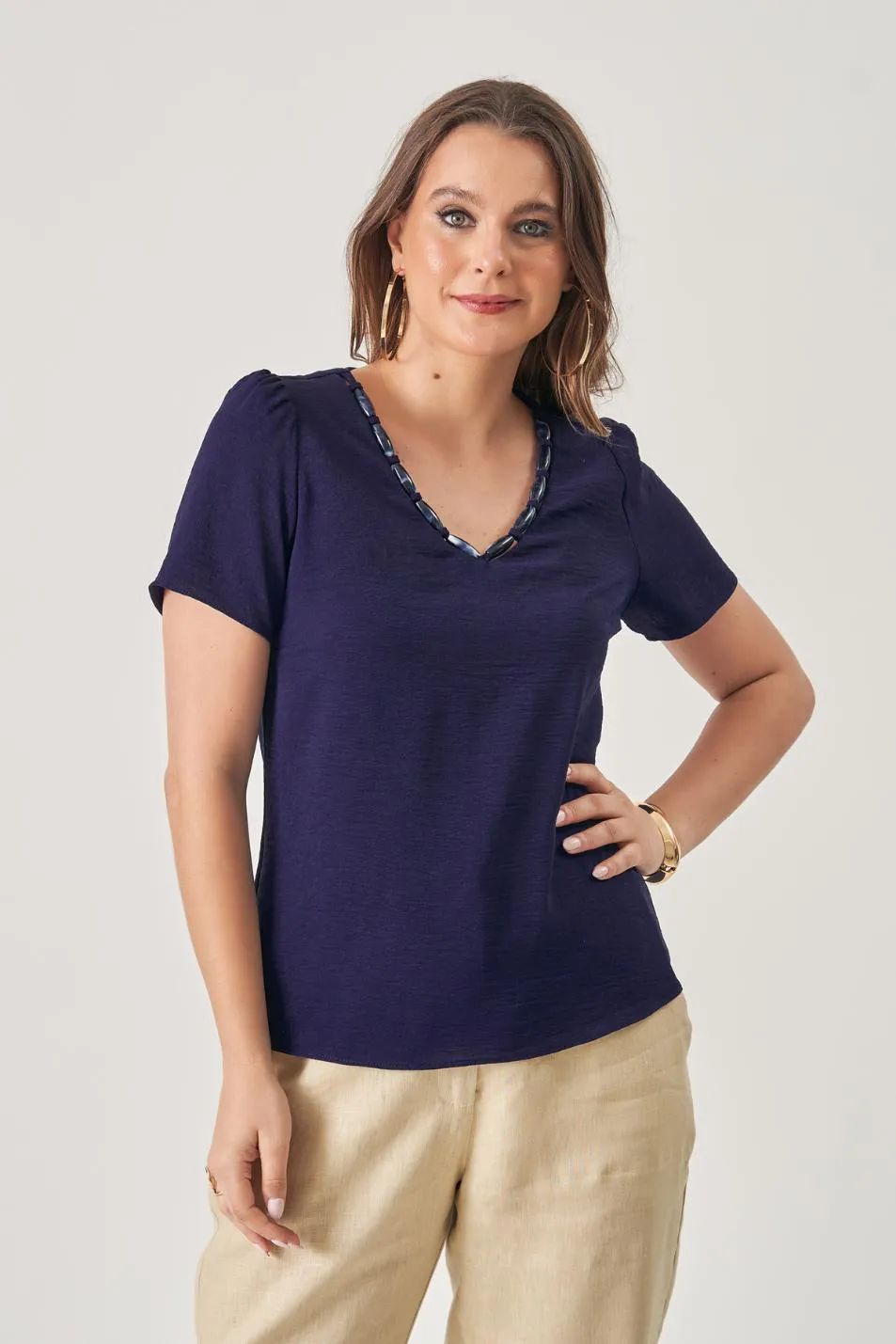 BLUSA GOLA V PEDRARIA