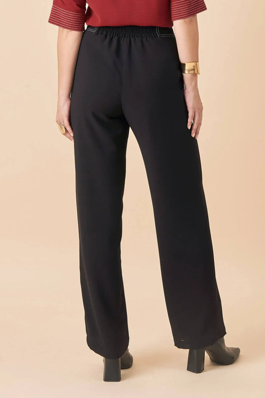 CALÇA PRETA CREPE