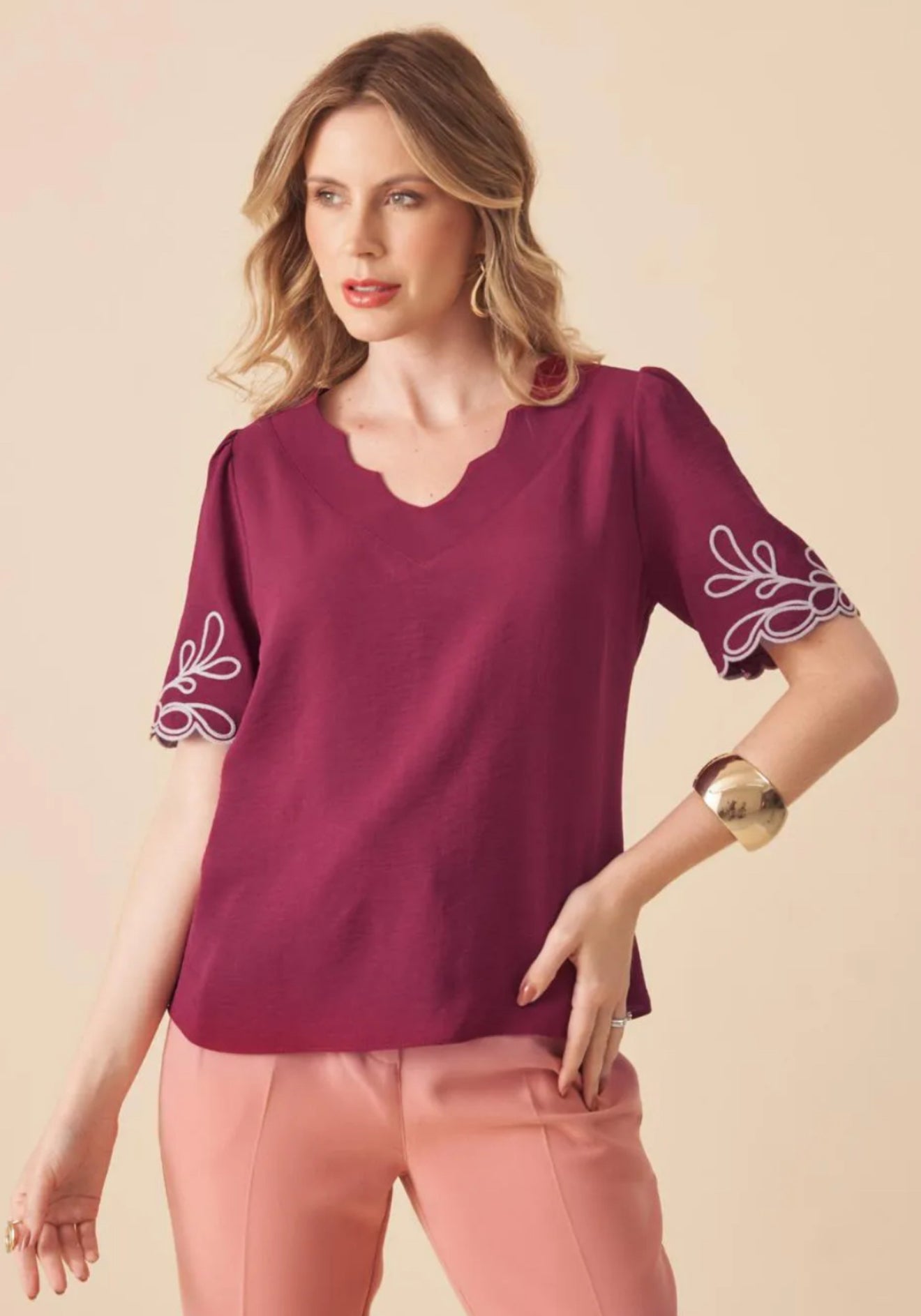 BLUSA V ONDAS MANGA BORDADA