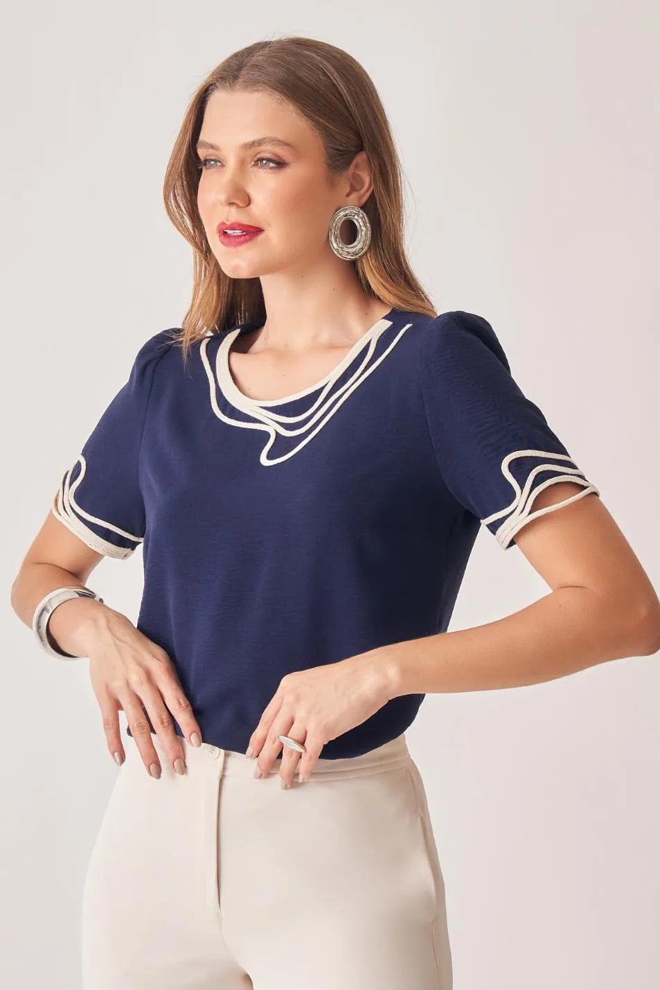 BLUSA CORDÃO EM CURVAS