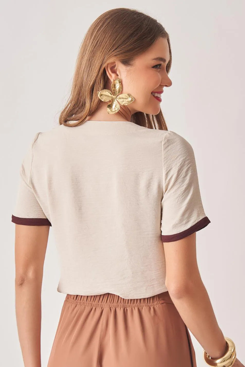 BLUSA FLOR LATERAL
