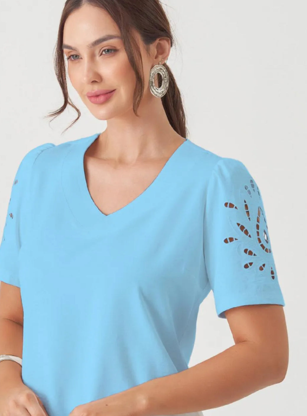 BLUSA MANGA BORDADA