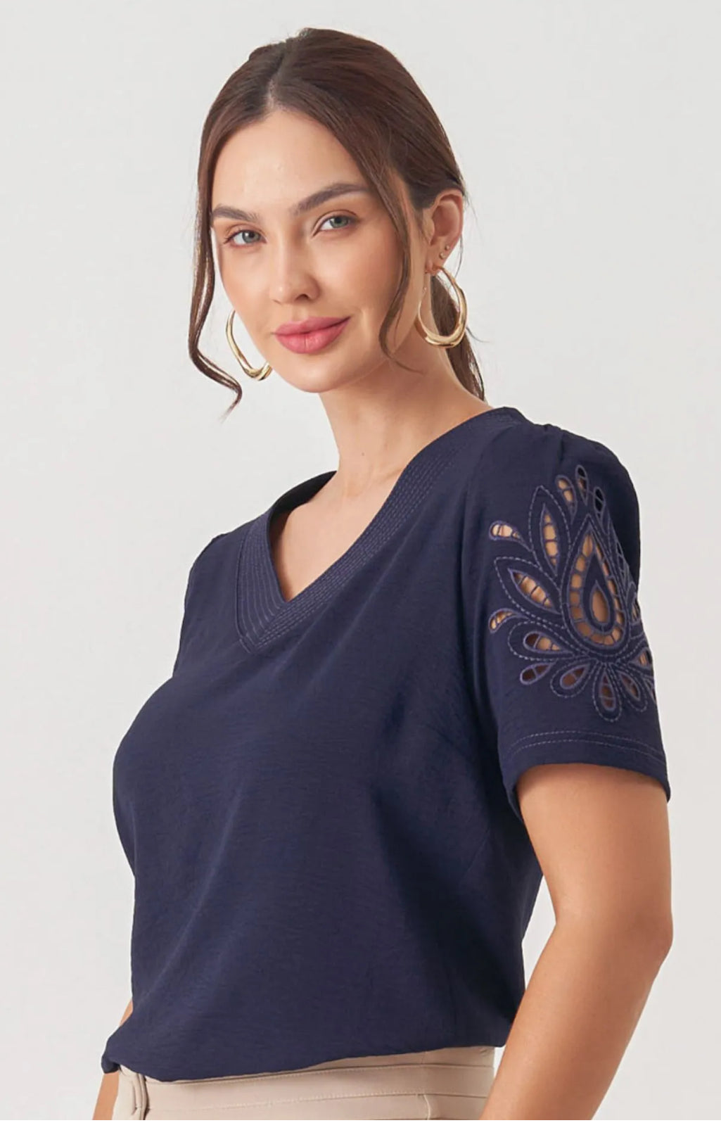 BLUSA MANGA BORDADA