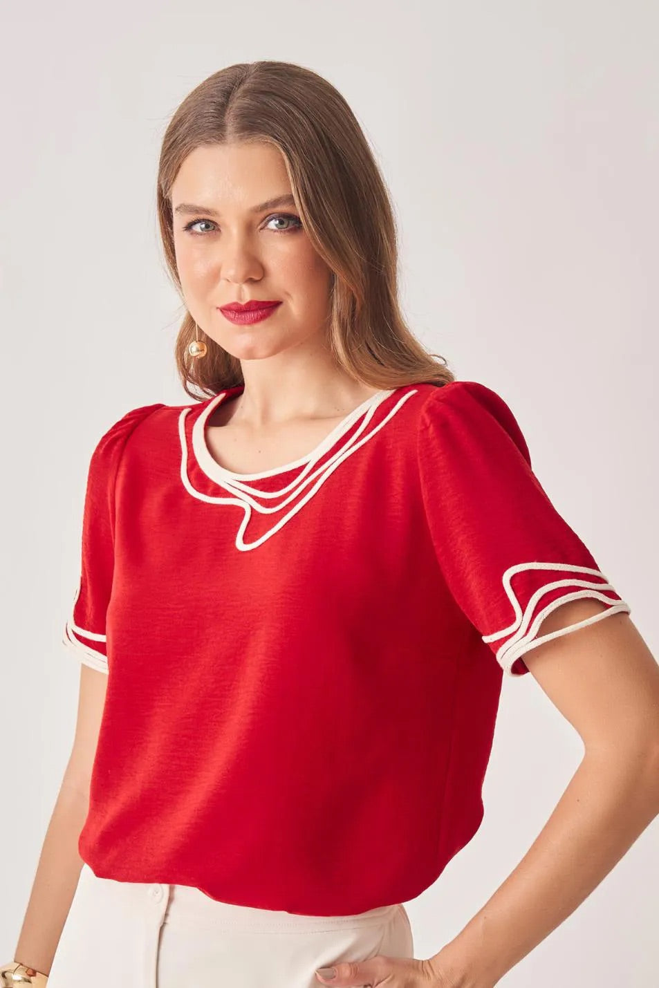 BLUSA CORDÃO EM CURVAS