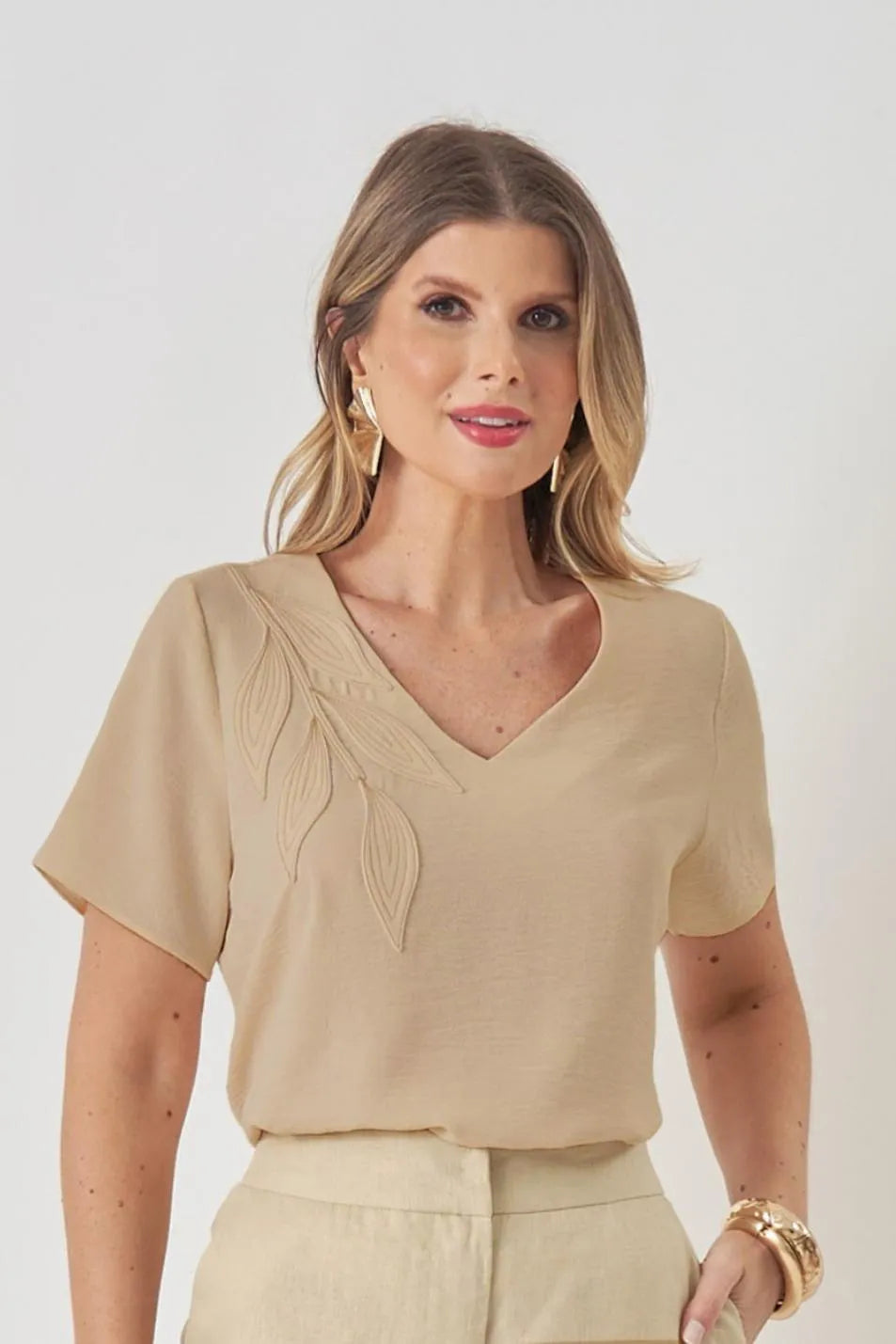 BLUSA FOLHA PESPONTADAS